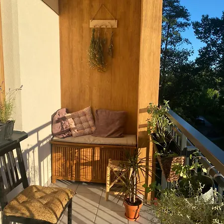 Przytulne Mieszkanko Przy Lesie Na Wawrze شقة